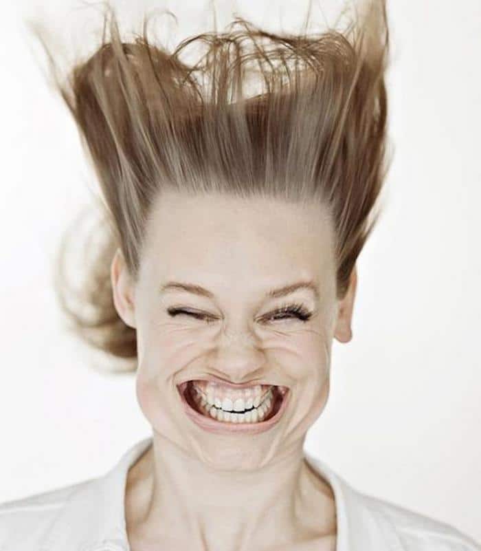 25 fotos hilárias de pessoas sendo sopradas pelo vento 5