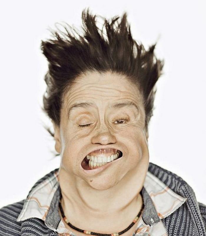 25 fotos hilárias de pessoas sendo sopradas pelo vento 6