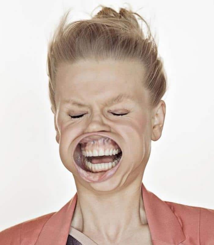 25 fotos hilárias de pessoas sendo sopradas pelo vento 11