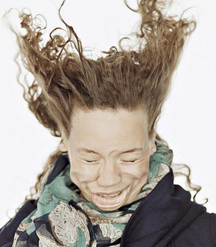 25 fotos hilárias de pessoas sendo sopradas pelo vento 19