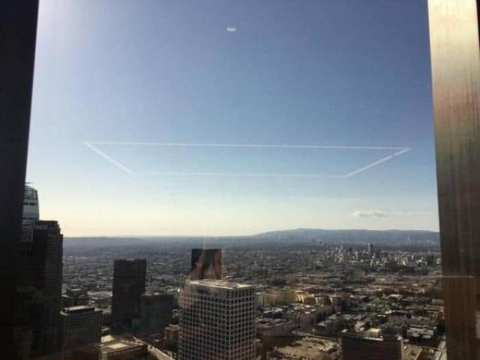 Nosso mundo está cheio de falhas na Matrix (24 fotos) 10