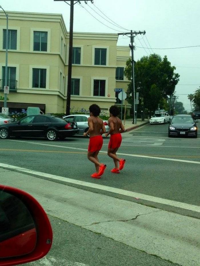 Nosso mundo está cheio de falhas na Matrix (24 fotos) 17