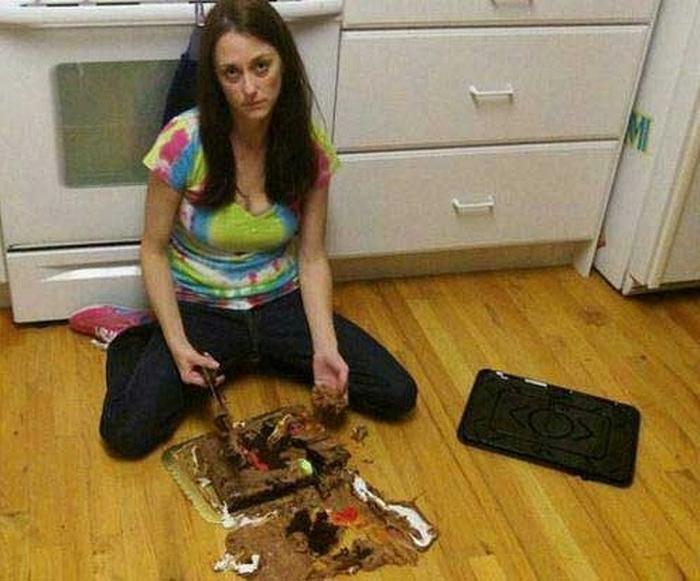 17 pessoas que realmente precisam ficar fora da cozinha 16