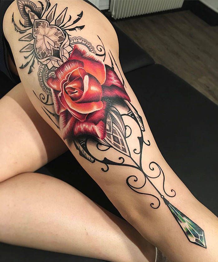 Algumas das mais incríveis tatuagens de pernas (43 fotos) 28