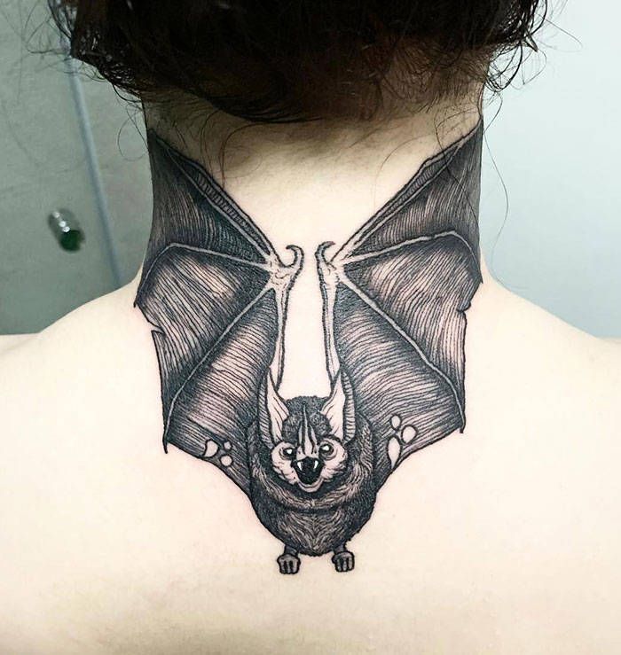 45 idéias inspiradoras de tatuagem para o pescoço e nuca 37