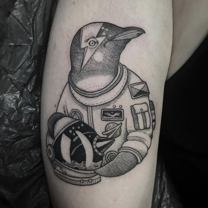 32 ideias de tatuagens inspiradas no espaço 6 32 ideias de tatuagens inspiradas no espaço 6