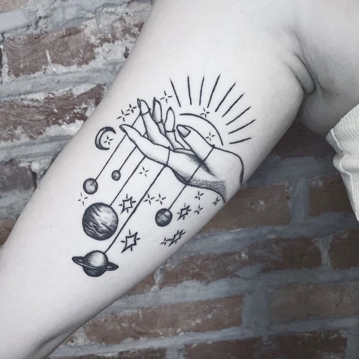 32 ideias de tatuagens inspiradas no espaço 12 32 ideias de tatuagens inspiradas no espaço 12