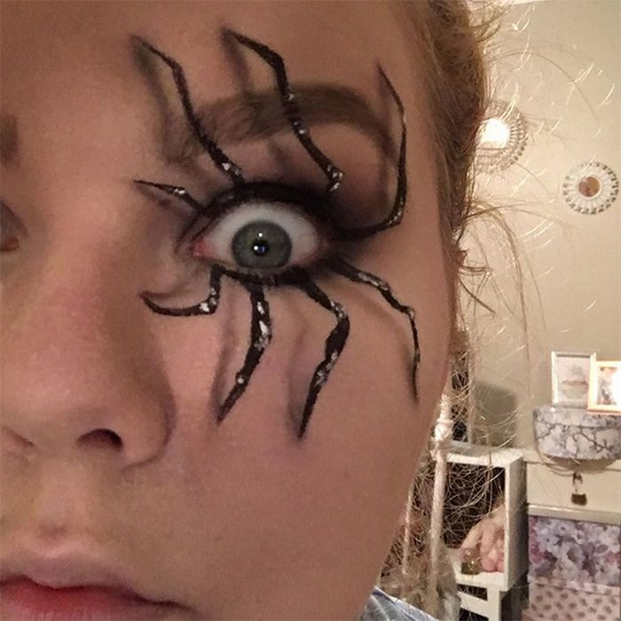21 idéias assustadoras de maquiagem bem a tempo para o Halloween 17