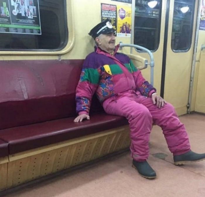 Metrô um lugar cheio de gente estranhas (31 fotos) 4