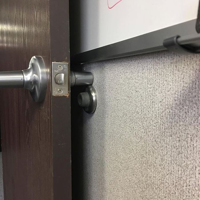 15 fotos de obras, de tão ruins, acabaram ficando divertidas 2