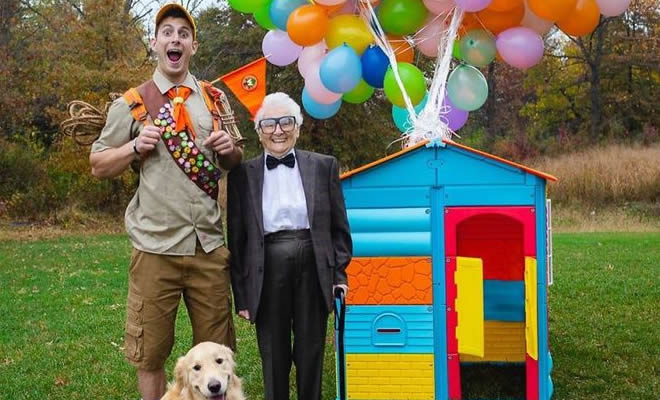 Avó de 93 anos e seu neto se vestem com fantasias e as pessoas adoram (30 fotos) 31