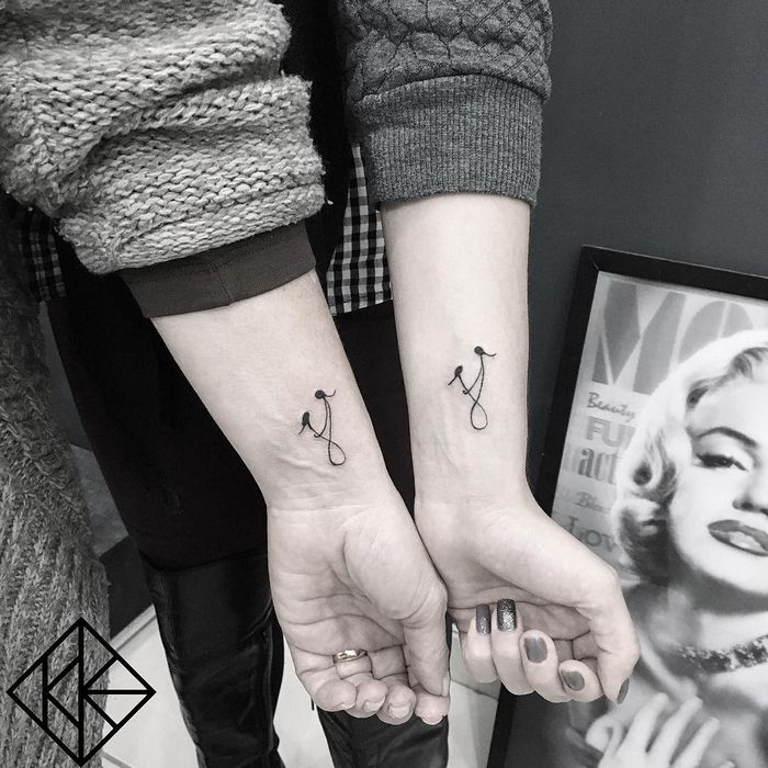 39 ideias lindas de tatuagens para irmãs e melhores amigas: Laços eternos na pele 1 39 ideias lindas de tatuagens para irmãs e melhores amigas: Laços eternos na pele 1