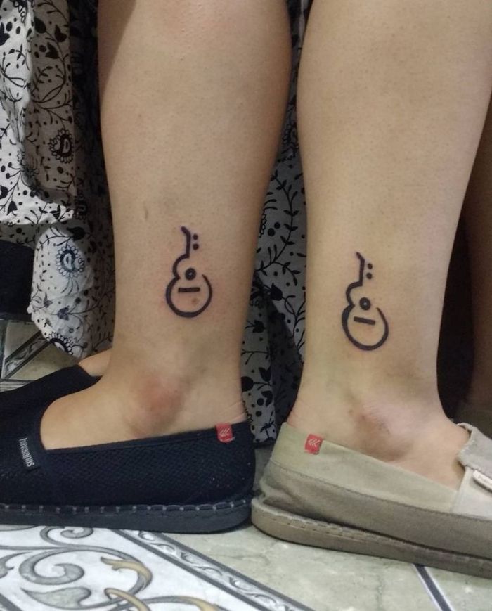 39 ideias lindas para tatuagens para irmãs e melhores amigas 36