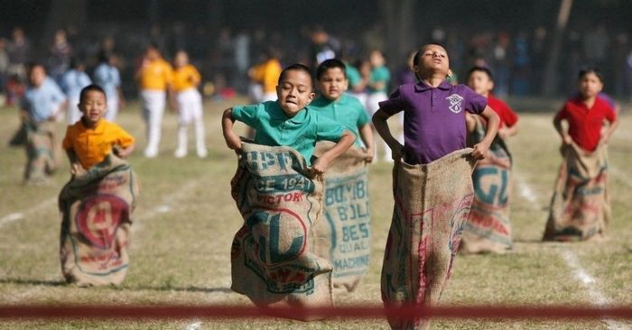 12 brincadeiras em grupo para se divertir com os amigos 4