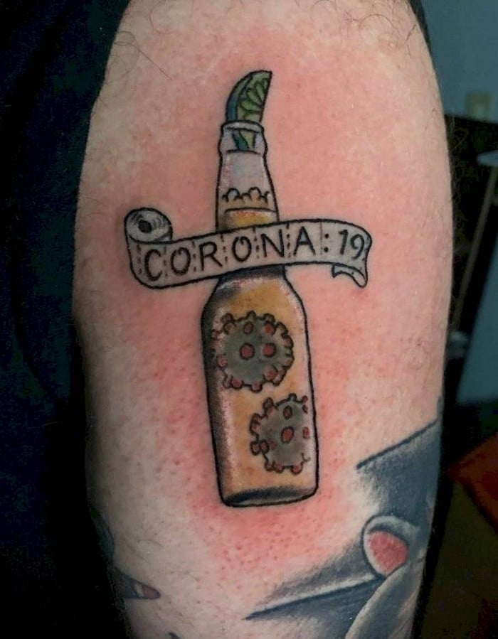 Algumas pessoas estão fazendo tatuagens inspiradas no covid-19 (21 fotos) 1