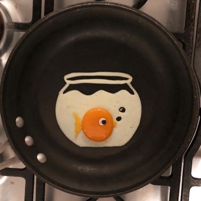 Um artista do México usa uma panela como tela e cria arte a partir de ovos (30 fotos) 21