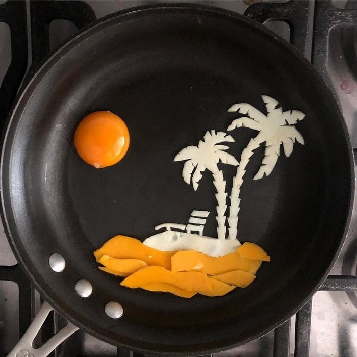 Um artista do México usa uma panela como tela e cria arte a partir de ovos (30 fotos) 24