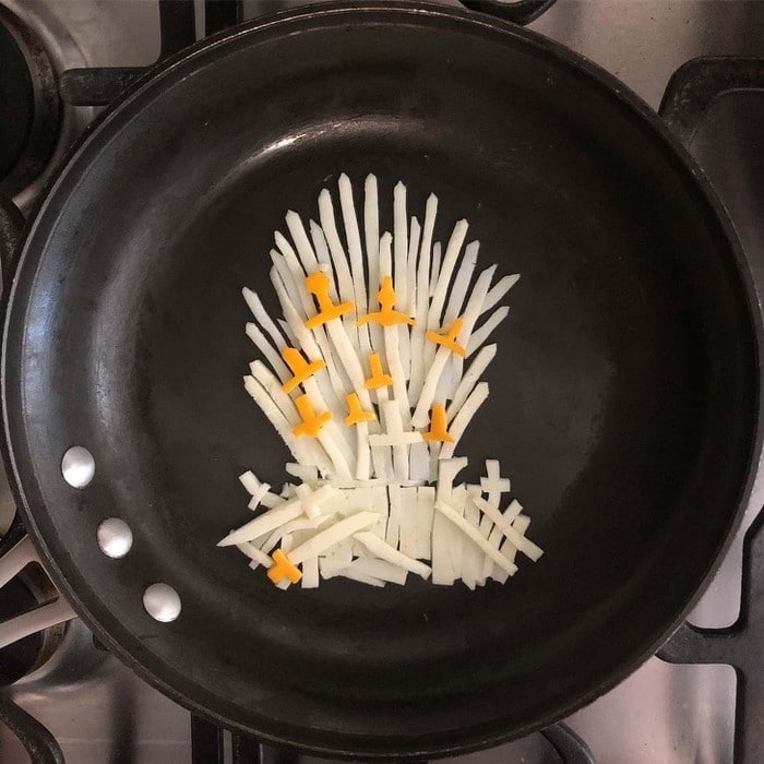 Um artista do México usa uma panela como tela e cria arte a partir de ovos (30 fotos) 28