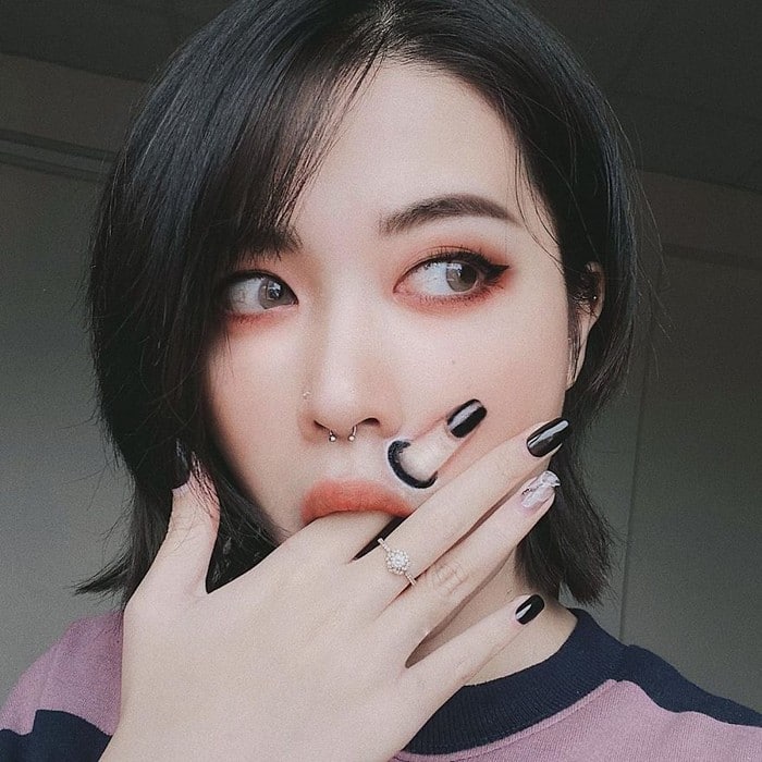 A maquiadora usa seu rosto e corpo como tela para criar ilusões de ótica alucinantes (25 fotos) 17