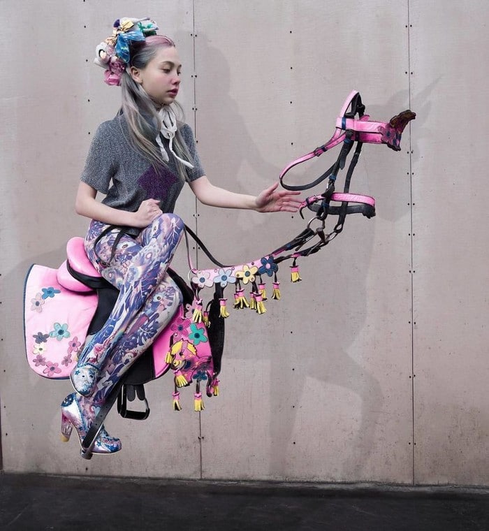 Esta artista russa compartilha suas fotos bizarras e se tornou uma sensação no Instagram (40 fotos) 20