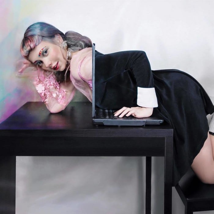 Esta artista russa compartilha suas fotos bizarras e se tornou uma sensação no Instagram (40 fotos) 21