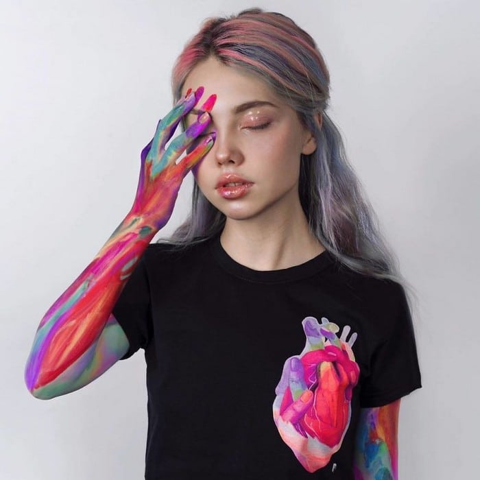 Esta artista russa compartilha suas fotos bizarras e se tornou uma sensação no Instagram (40 fotos) 22