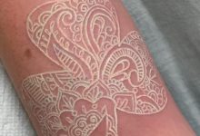 24 tatuagens que provam que o branco é o novo preto 6