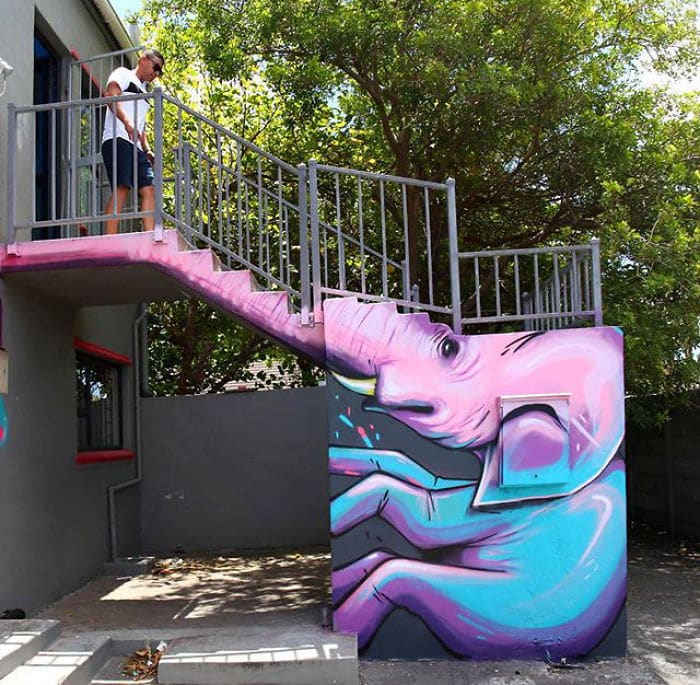 Artista sul-africano pinta grafites incríveis que interagem com o ambiente (32 fotos) 27