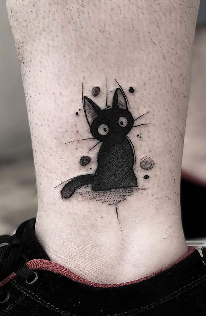 45 pessoas que fizeram tatuagens absolutamente incríveis de gatos 12