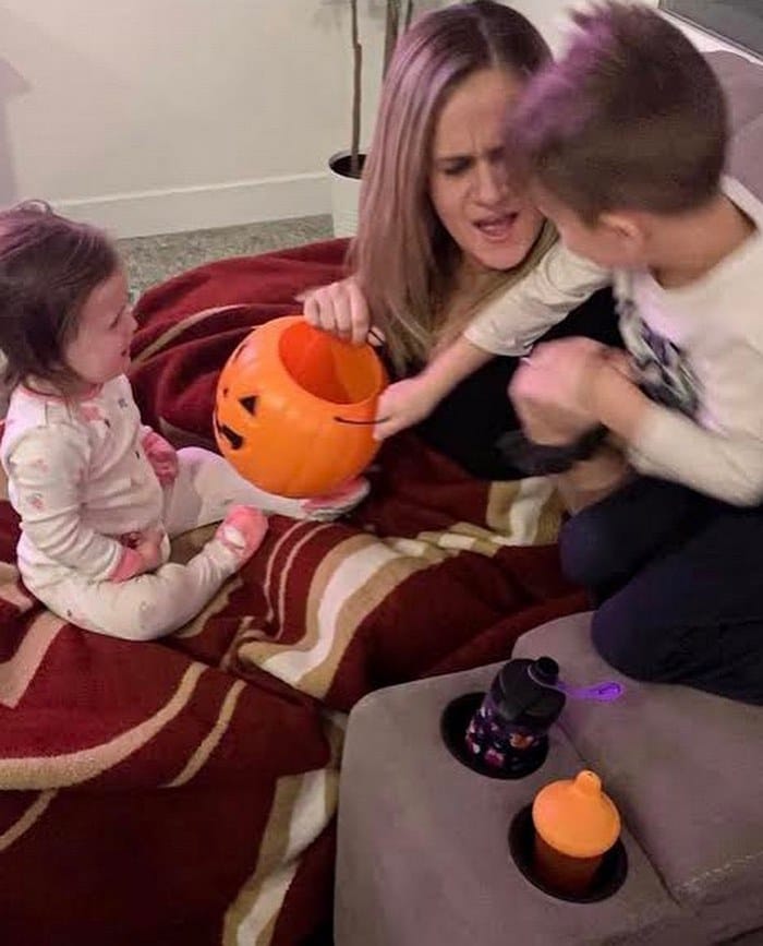 A conta do Instagram Got Toddlered mostra os pais antes e depois dos filhos 2