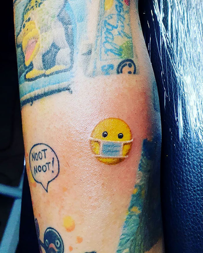 As pessoas estão fazendo tatuagens Covid-19 e aqui estão 40 das melhores 35