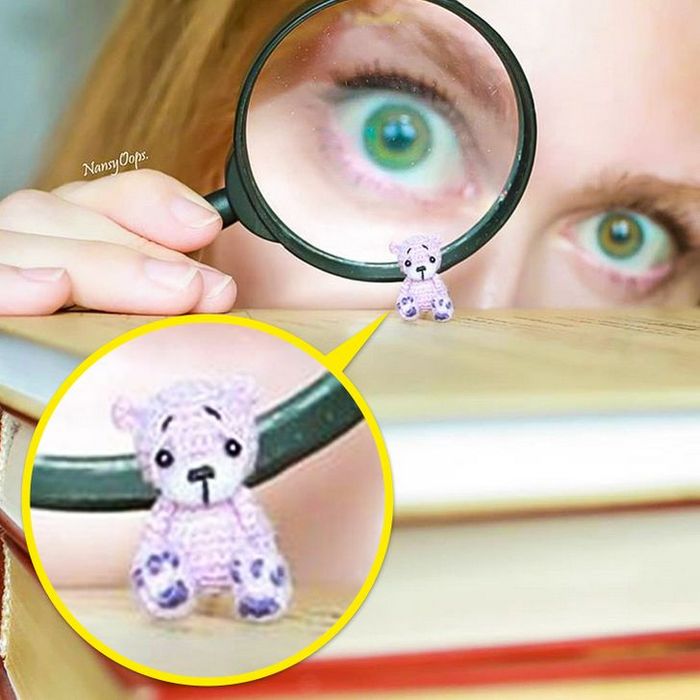 Este artista russa cria pequenos bichinhos de pelúcia de crochê que você pode levar a qualquer lugar (20 fotos) 5