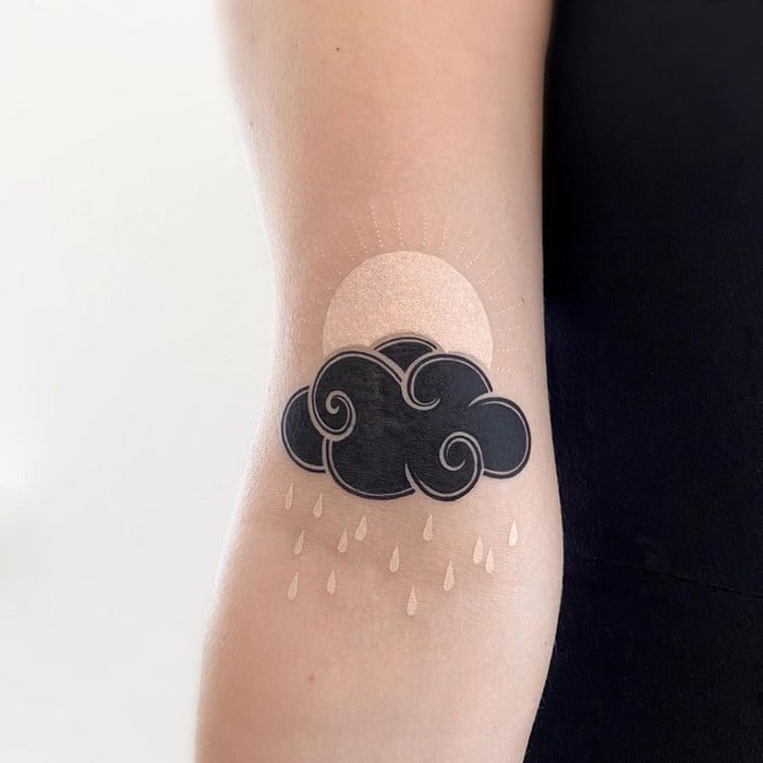 24 tatuagens minimalistas que são o equilíbrio ideal entre ousado e elegante 22