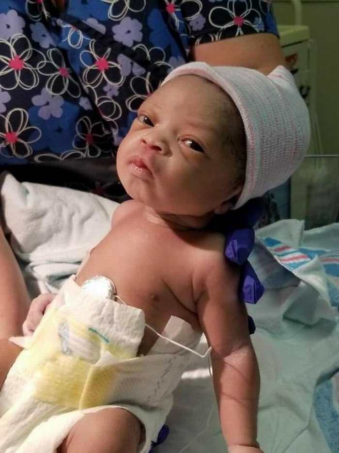 35 bebês que parecem homens de meia-idade 10