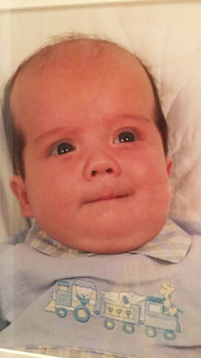 35 bebês que parecem homens de meia-idade 34