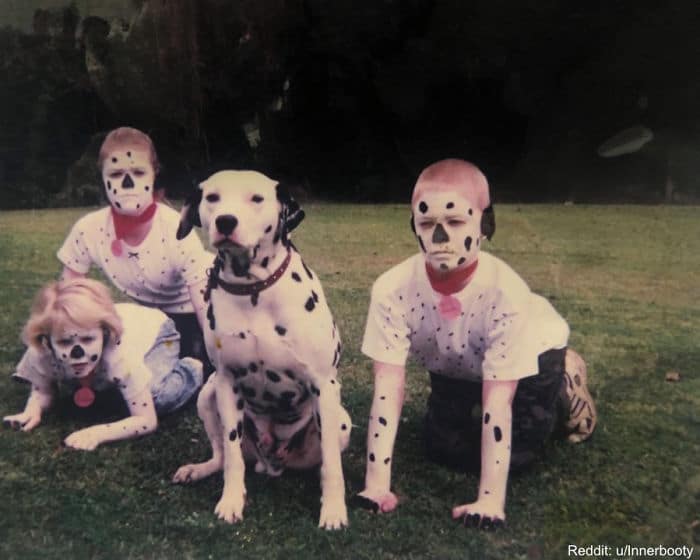 Esta conta do Instagram está compartilhando fotos de família estranhas 16