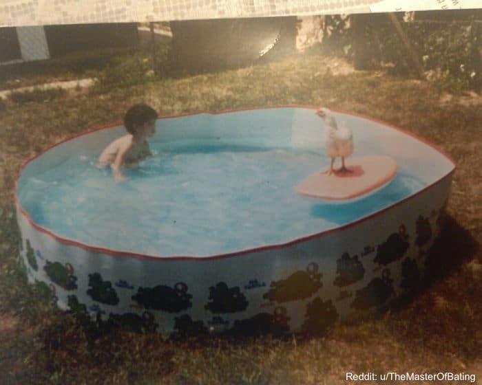 Esta conta do Instagram está compartilhando fotos de família estranhas 17