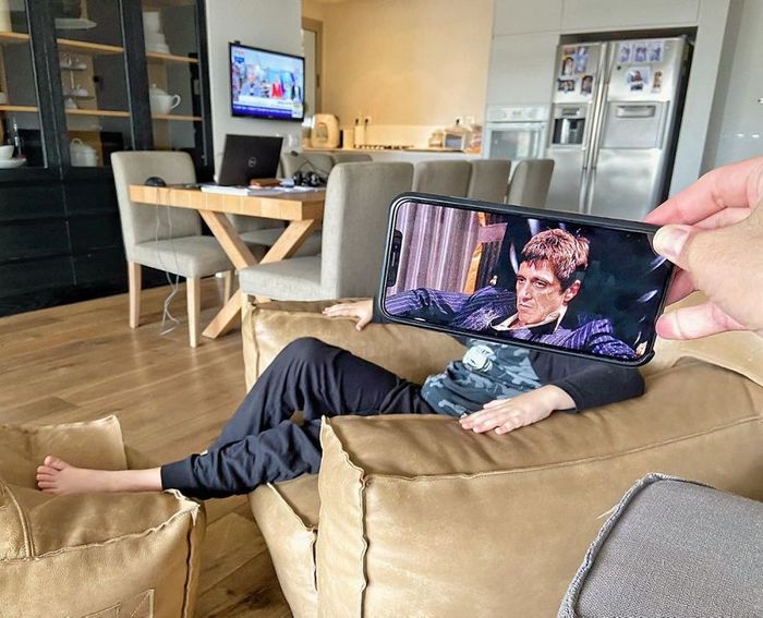 Fotos divertidas tiradas com dois smartphone 9