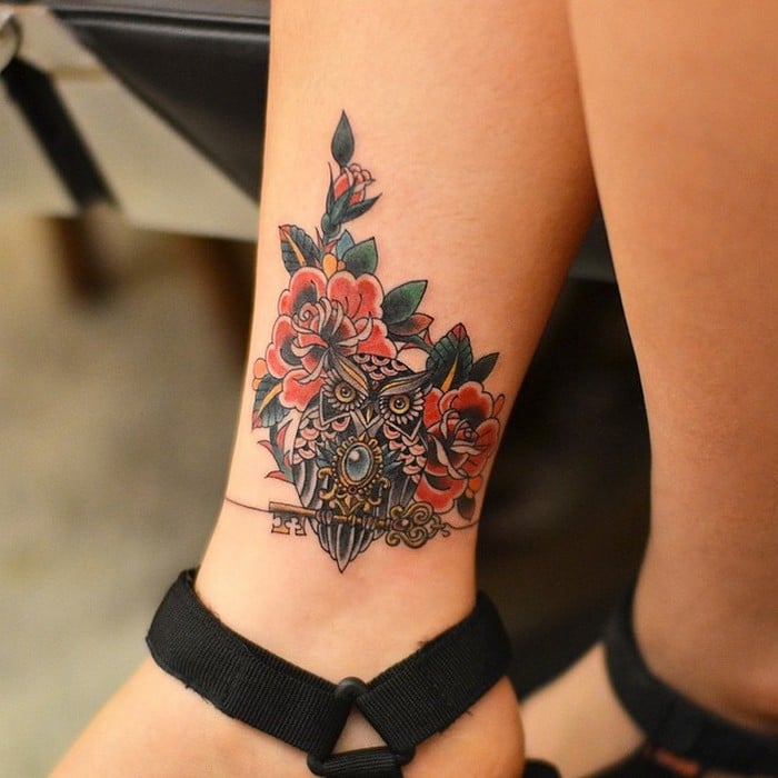 49 tatuagens pequenas para tornozelos que vão te encantar: são discretas e lindas! 36