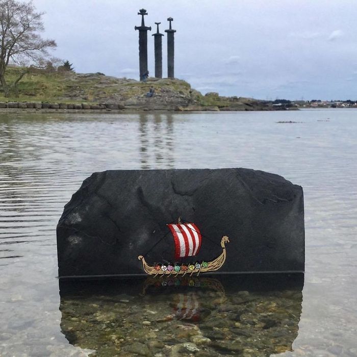 Artista de rua JPS faz sua arte em lugares que a maioria das pessoas negligenciaria 14