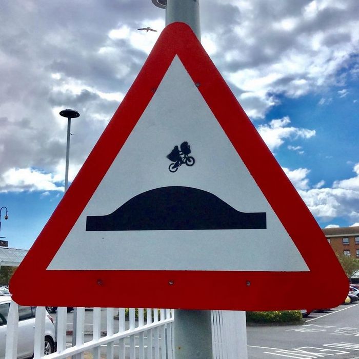 Artista de rua JPS faz sua arte em lugares que a maioria das pessoas negligenciaria 28