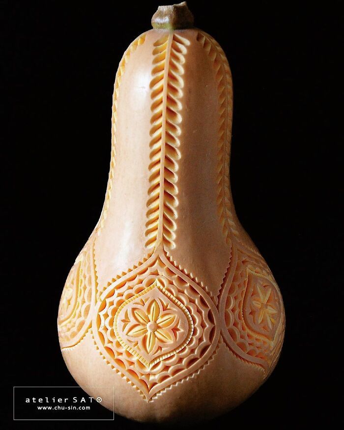 Artista japonês esculpe à mão padrões e ornamentos em comida 16