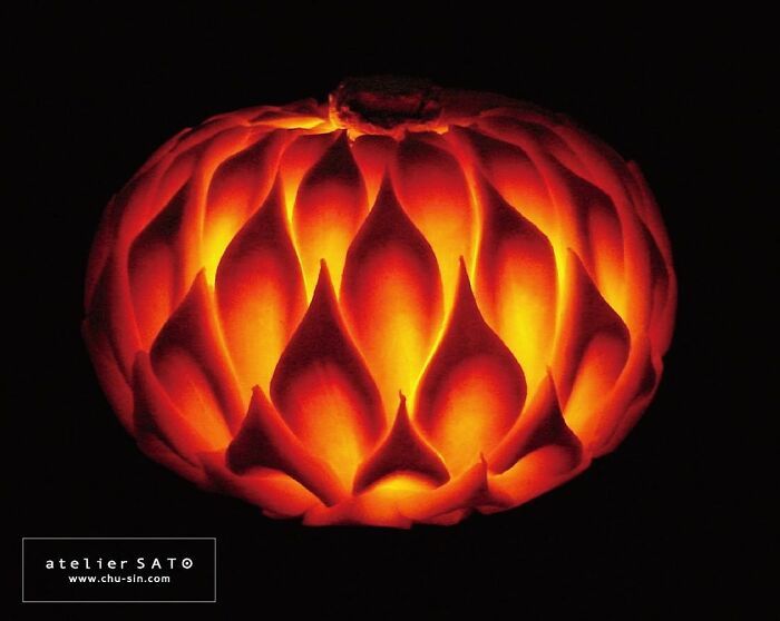 Artista japonês esculpe à mão padrões e ornamentos em comida 24