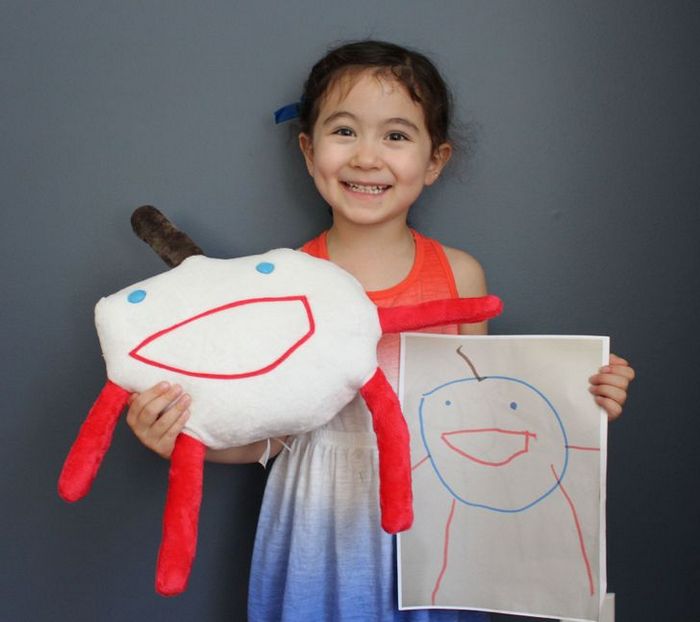 16 brinquedos criando a partir de desenhos feitos por crianças 4