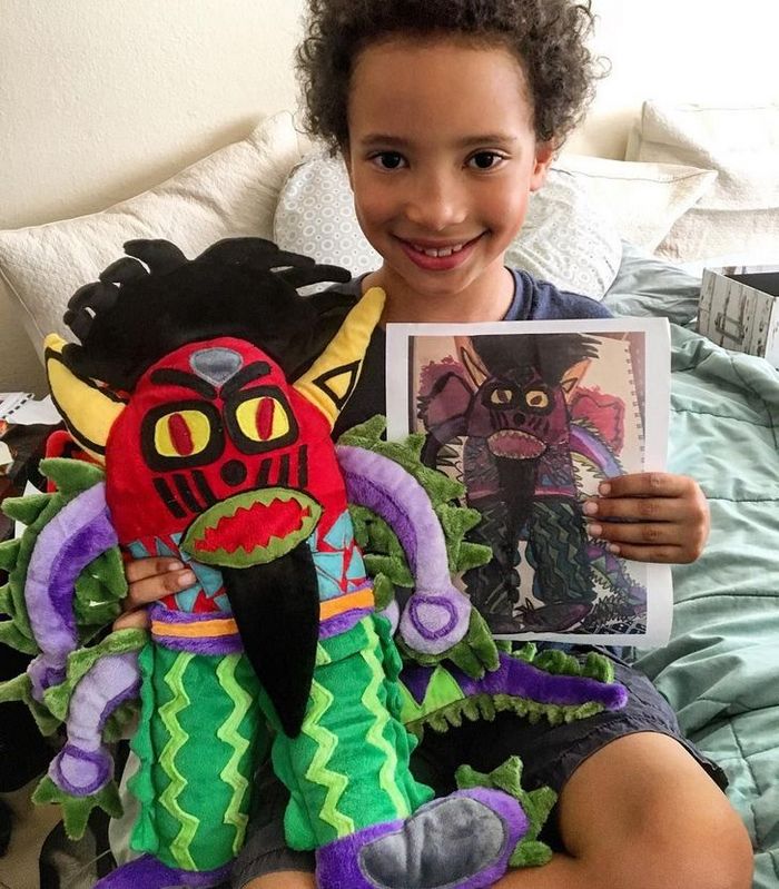 16 brinquedos criando a partir de desenhos feitos por crianças 8