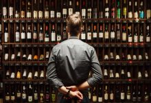 17 histórias de funcionários de lojas de bebidas sobre menores de idade tentando comprar bebida 13