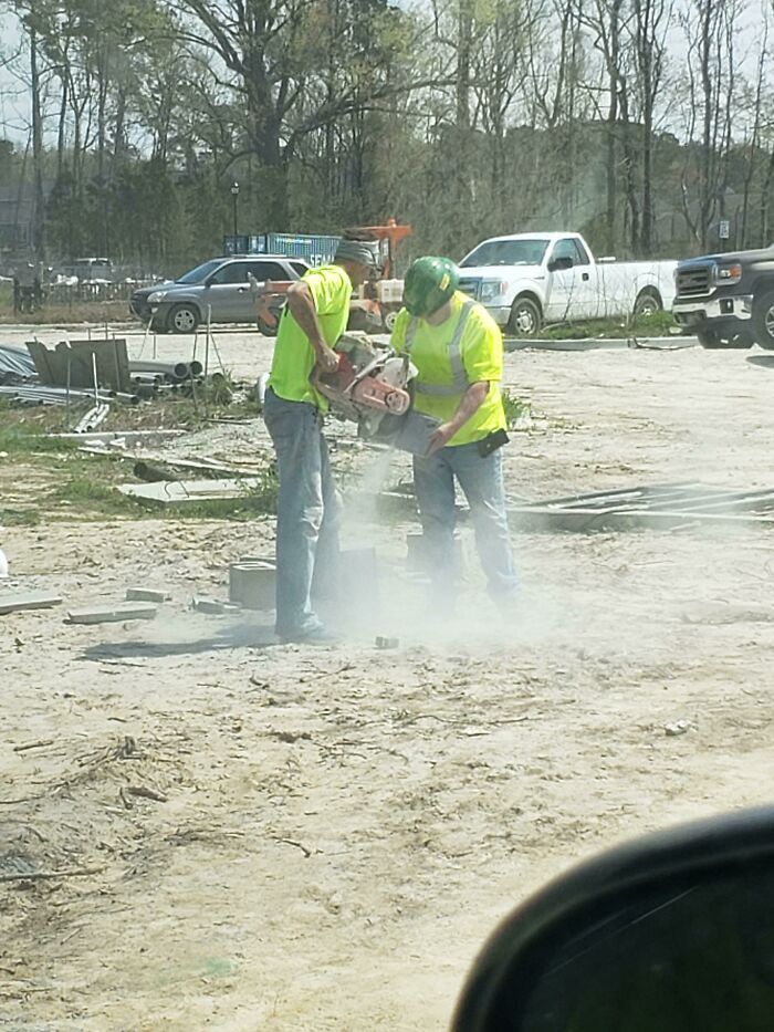 38 piores exemplos de segurança do trabalho que nenhum trabalhador da construção civil deve seguir 21