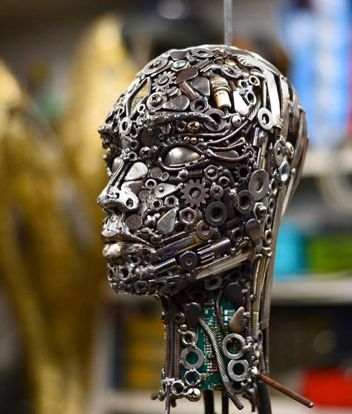 Artista americano traz materiais reciclados de volta à vida, aqui estão 42 de suas esculturas incríveis 6