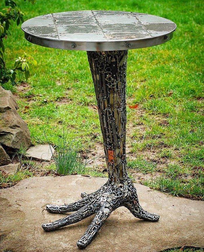 Artista americano traz materiais reciclados de volta à vida, aqui estão 42 de suas esculturas incríveis 14