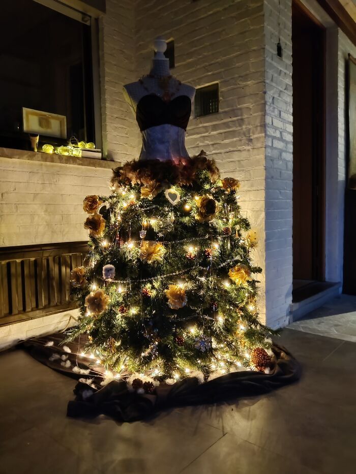 Ei, leitores, compartilhem sua árvore de Natal conosco 18